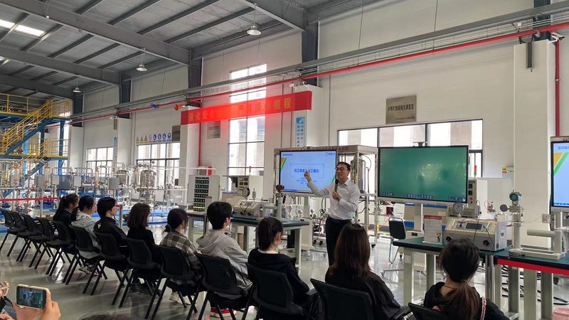 有机溶剂：揭秘报价单背后的规格型号奥秘**